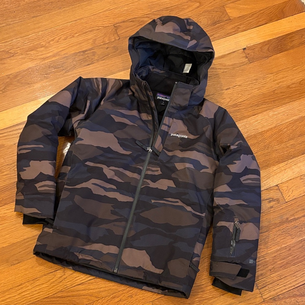 Patagonia M (10) Camouflage Ski Jacket